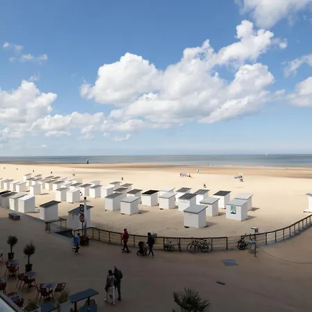 Beautiful 2-bedroom With Sea View In T74 Daire *